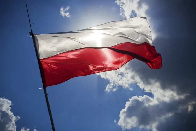 Poland Eyes CBD Ban as its Medical Cannabis Crackdown Sees Prescription Numbers Plummet - MEDCAN24