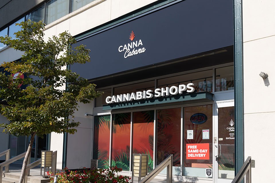 SNDL quietly picks up shares in Canadian retailer High Tide - MEDCAN24