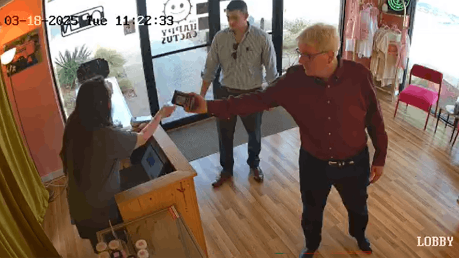 Hemp Store Checks ID of Texas Lieutenant Governor