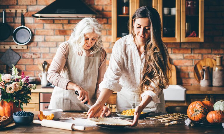 How to Handle Edibles In Front of the Family on Thanksgiving - MEDCAN24