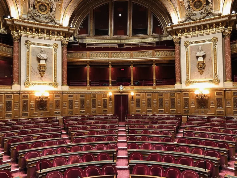 France’s Budget Chaos Nears Resolution, Removing Major Barrier for Medical Cannabis Rollout