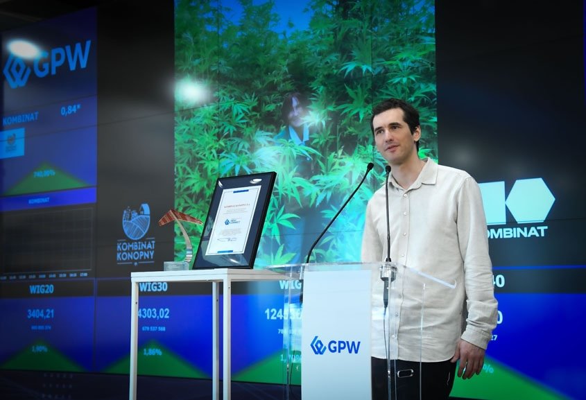 Polish hemp textile maker draws heavy demand in public offering on Warsaw exchange