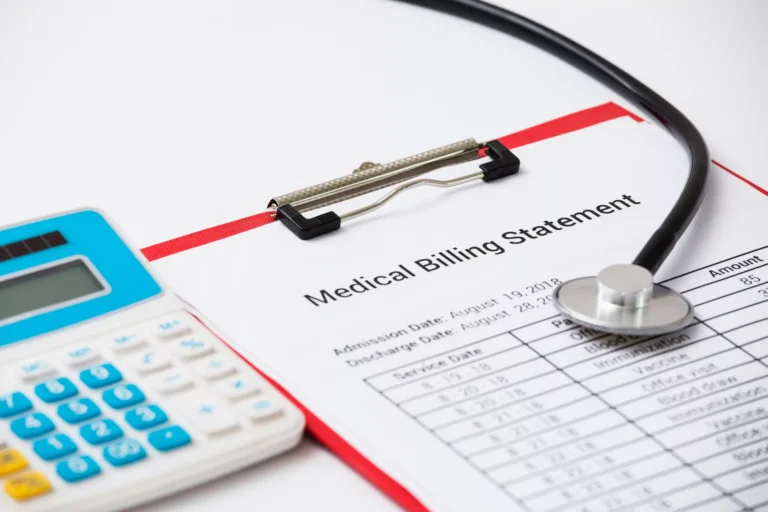 CBD wkracza do amerykańskiej służby zdrowia dzięki pilotażowemu programowi Medicare, ale zakres refundacji pozostaje ograniczony