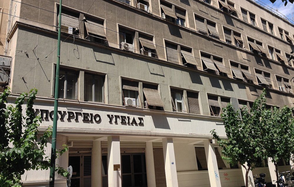 New CBD regulations ‘set Greece back 15 years’ as natural extracts are squeezed