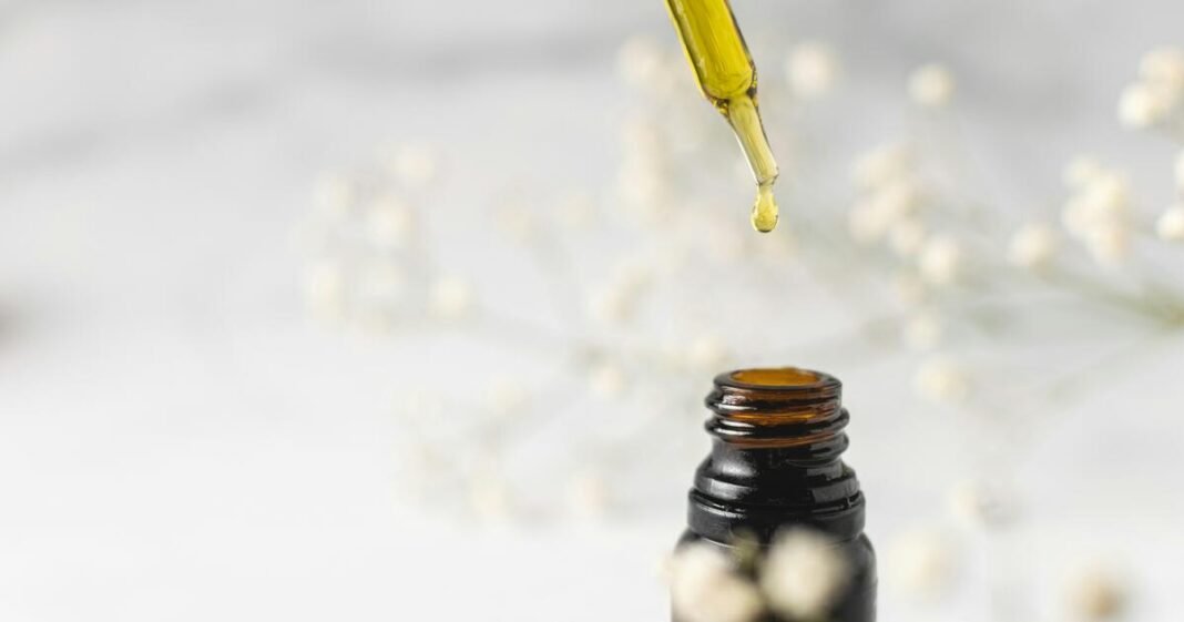 Lifestyle
                    
    
        
        Cannabis Microdosing with THC and CBD Oil for Wellness and Focus